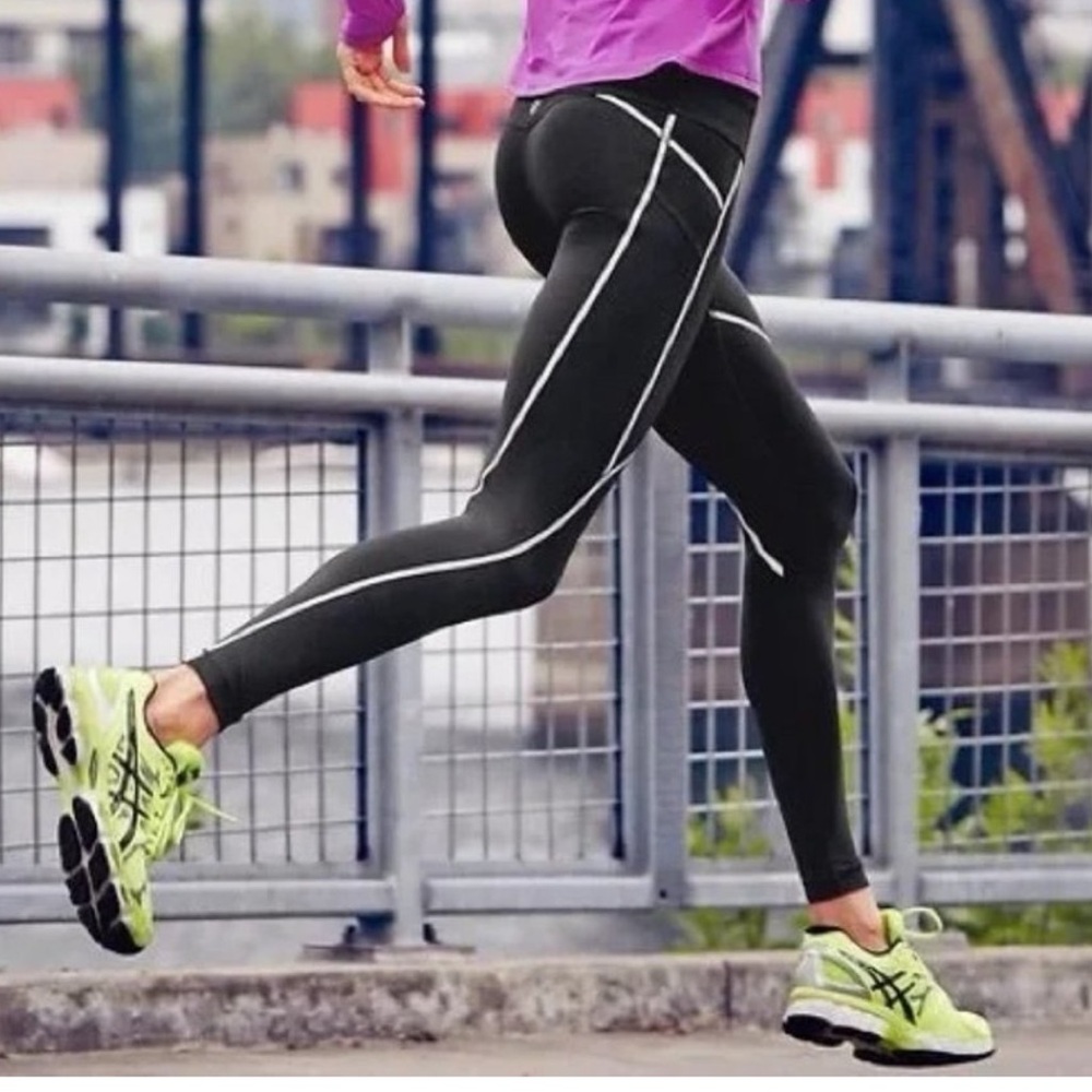 Athleta Reflective Stride Compression Workout Run… - image 2